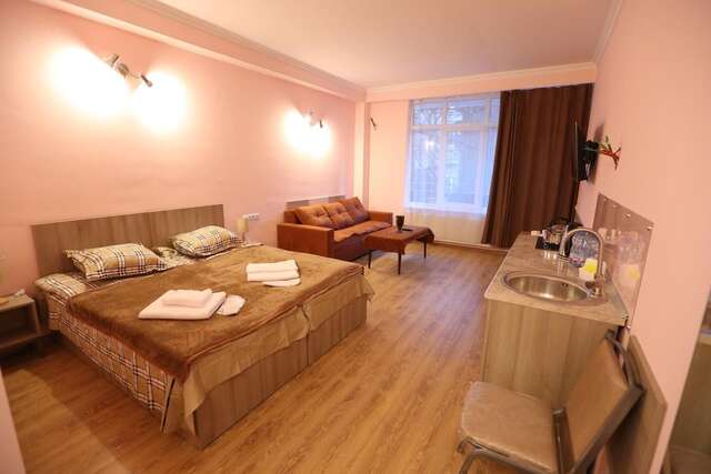 Отель Hotel Caucase Тбилиси-15