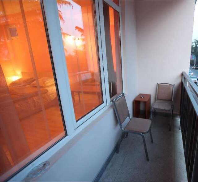 Отель Hotel Caucase Тбилиси-18